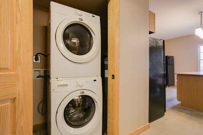 the freund haus minneapolis college apartments athens 4br laundry