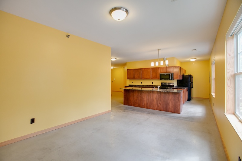 the freund haus minneapolis college apartments madrid 4br living space 3