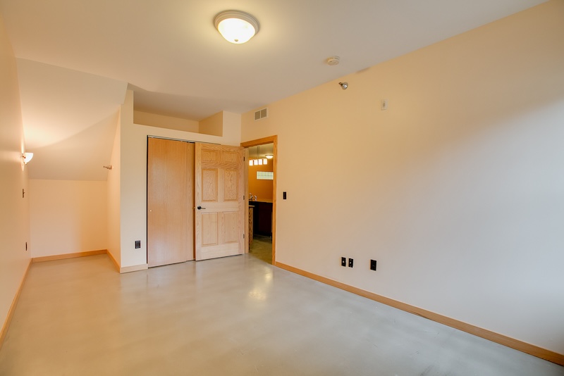 the freund haus minneapolis college apartments milan 4br bedroom 7