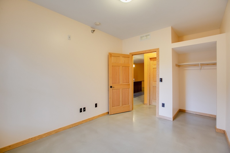 the freund haus minneapolis college apartments milan 4br bedroom 9