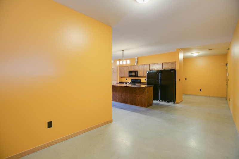 the freund haus minneapolis college apartments milan 4br living space 4