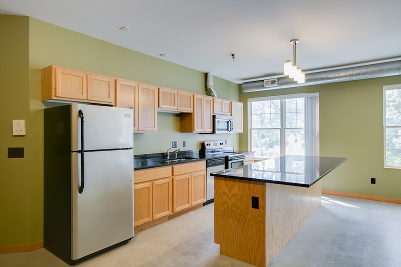 the freund haus minneapolis college apartments prague 4br kitchen 3